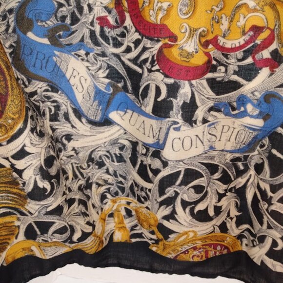 Echo: Multi color 100% Wool scarf. Measures approx. 32.5"x34". - Picture 1 of 6